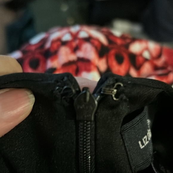 Liz Claiborne Black and Red Patterned Dress Size 18 - Picture 5 of 7